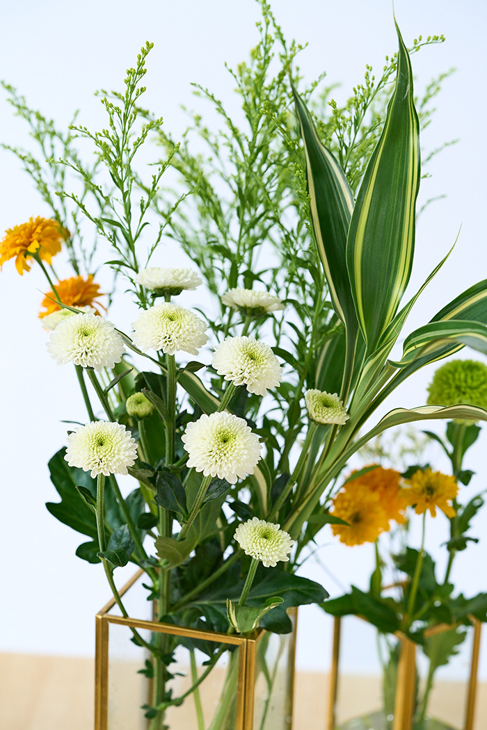 自宅用 お供え・お悔やみの花 1,480円セット #1907の写真2枚目